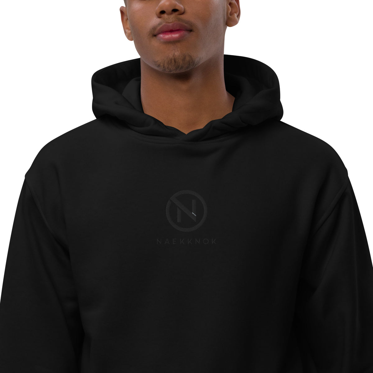 naekknok - Premium-Bio-Hoodie mit Stick und Druck