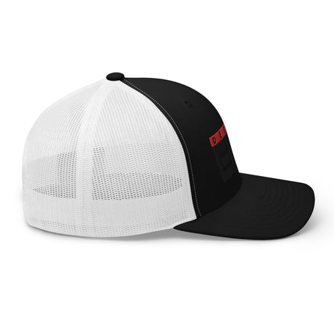 Twitcherlab/DJ-EMC - Trucker Cap mit schwarzem Stick