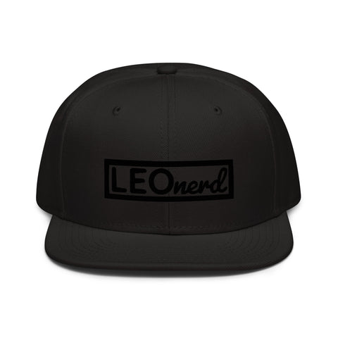 LeoNerd87 - Snapback-Cap mit Stick