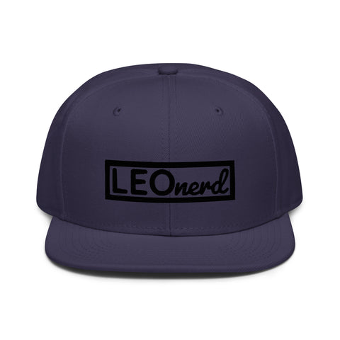 LeoNerd87 - Snapback-Cap mit Stick