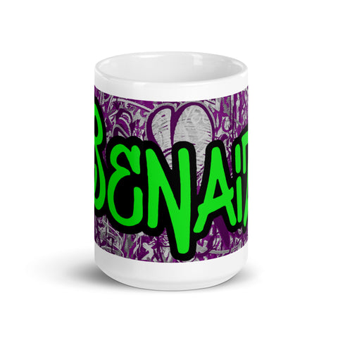 Benaizy - Weiße, glänzende Tasse mit Druck