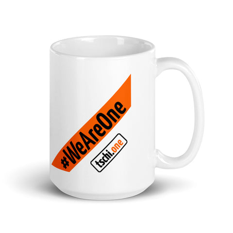 TschiOne - Große Weiße, glänzende Tasse mit Druck